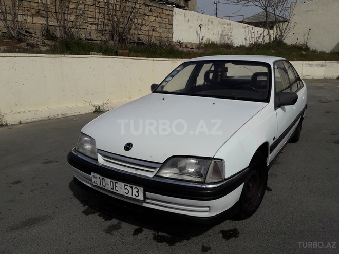 Opel Omega 1991, 362,197 km - 2.0 l - Bakı