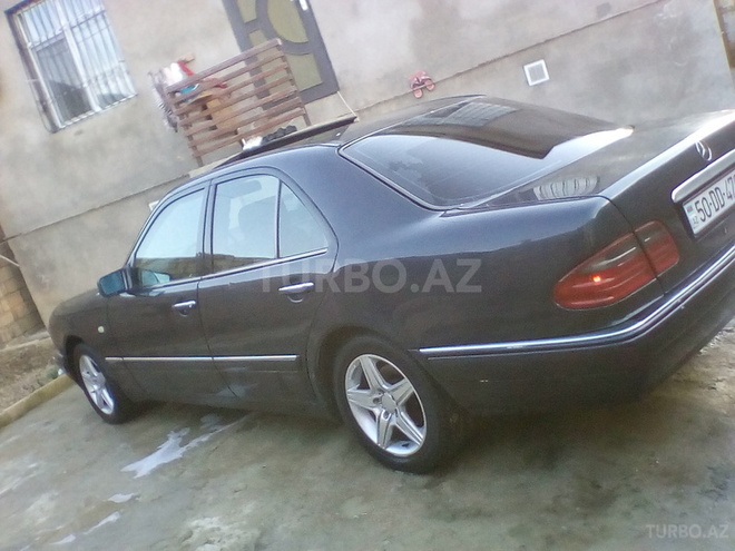 Mercedes E 250 1999, 200 km - 2.4 l - Bakı