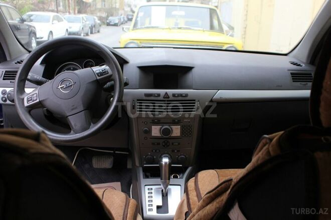 Opel Astra 2006, 252,500 km - 1.9 l - Bakı