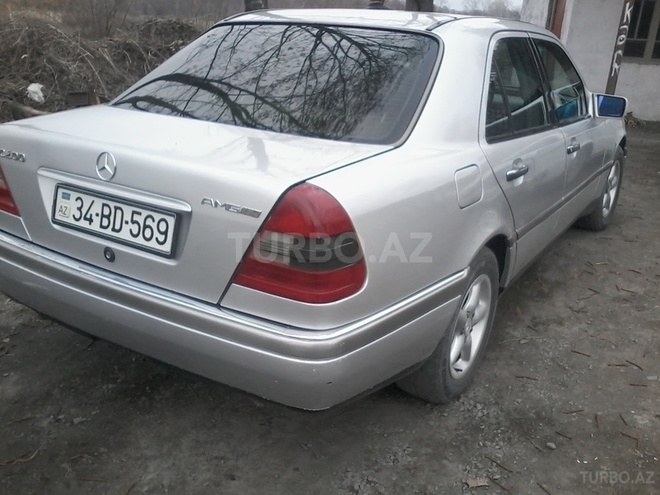 Mercedes C 180 1995, 25,000 km - 1.8 л - Qax