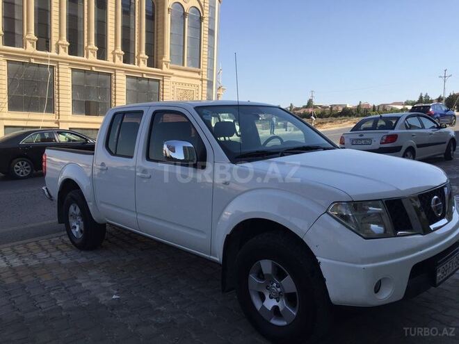 Nissan Navara 2015, 105,000 km - 2.5 l - Xırdalan