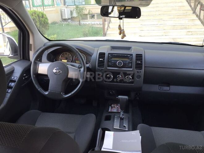Nissan Navara 2015, 105,000 km - 2.5 l - Xırdalan