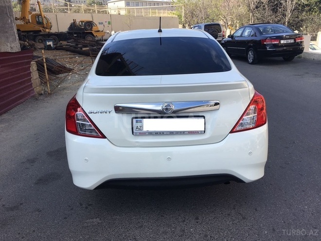 Nissan Sunny 2014, 65,000 km - 1.5 l - Bakı