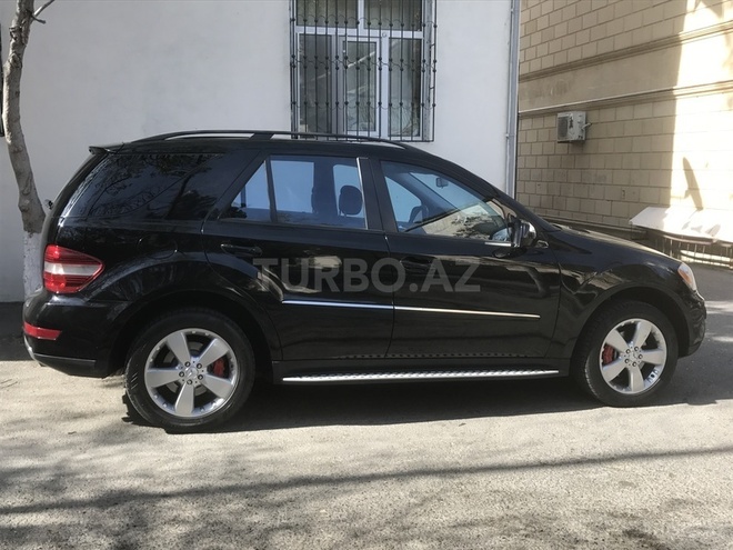 Mercedes ML 350 2009, 130,000 km - 3.5 l - Bakı