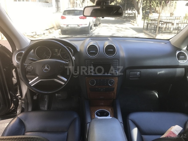 Mercedes ML 350 2009, 130,000 km - 3.5 l - Bakı