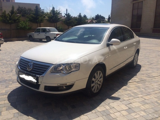 Volkswagen Passat 2011, 110,379 km - 1.8 л - Bakı