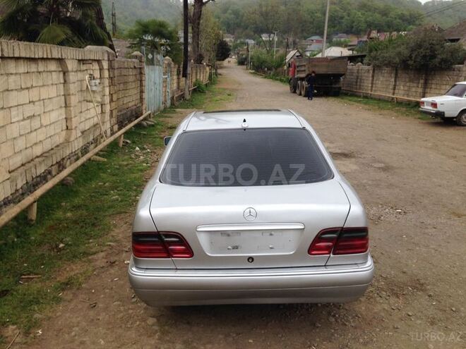 Mercedes E 300 1999, 333,524 km - 3.0 l - Lənkəran