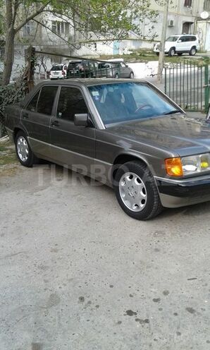 Mercedes 190 1993, 303,000 km - 2.0 l - Bakı