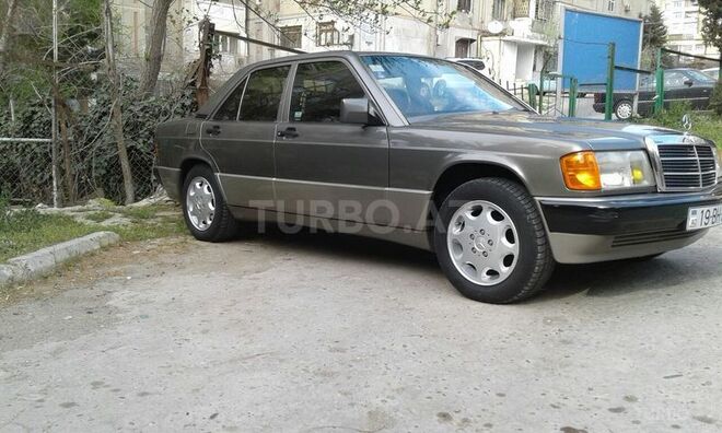 Mercedes 190 1993, 303,000 km - 2.0 l - Bakı