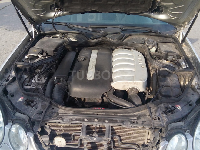 Mercedes E 270 2003, 270,000 km - 2.7 l - Bakı