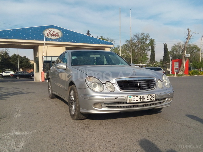 Mercedes E 270 2003, 270,000 km - 2.7 l - Bakı