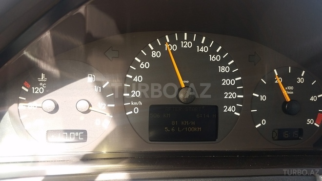 Mercedes E 270 1999, 320,000 km - 2.7 l - Bakı
