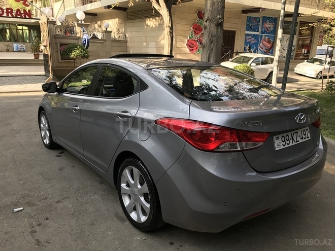 Hyundai Elantra 2012, 75,000 km - 1.8 л - Bakı