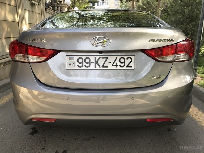 Hyundai Elantra 2012, 75,000 km - 1.8 л - Bakı