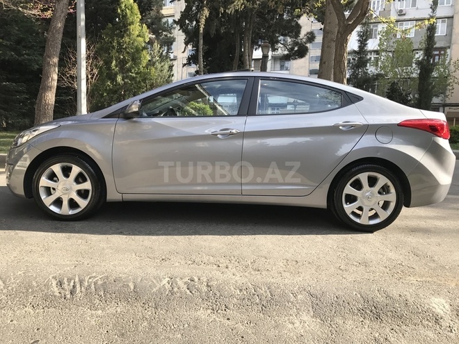 Hyundai Elantra 2012, 75,000 km - 1.8 л - Bakı