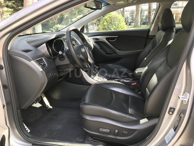 Hyundai Elantra 2012, 75,000 km - 1.8 л - Bakı