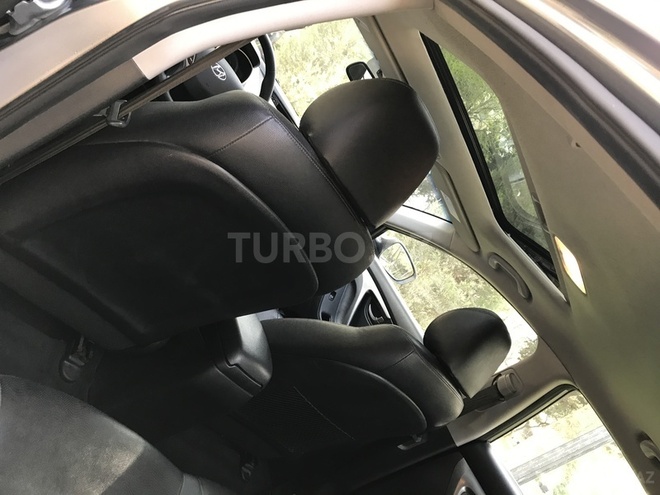 Hyundai Elantra 2012, 75,000 km - 1.8 л - Bakı