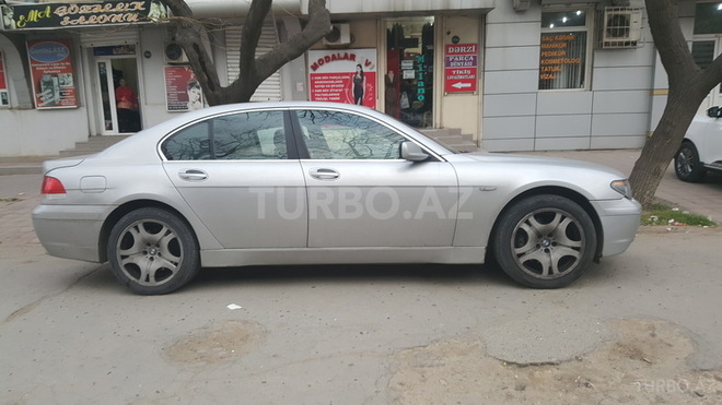 BMW 745 2002, 271,000 km - 4.5 l - Bakı