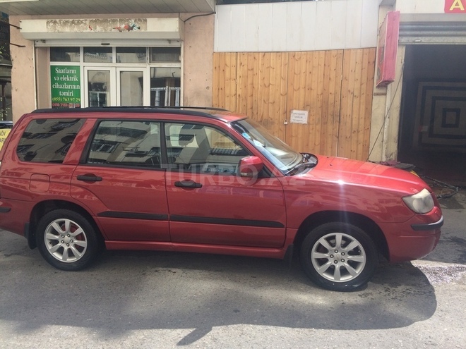 Subaru Forester 2007, 195,000 km - 2.0 л - Bakı