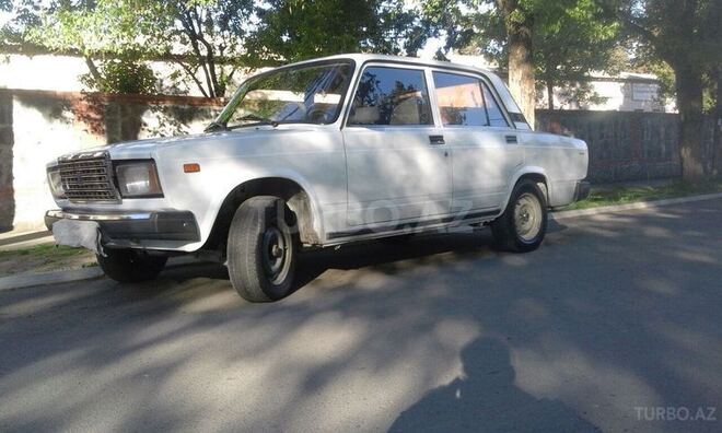LADA (VAZ) 2107 2008, 70,000 km - 1.6 л - Qax