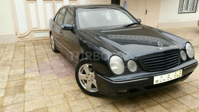 Mercedes E 240 2000, 188,170 km - 2.4 l - Ağcabədi