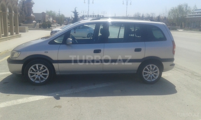 Opel Zafira 2000, 339,000 km - 1.8 l - Quba