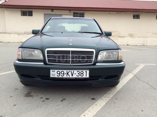 Mercedes C 220 1999, 324,500 km - 2.2 l - Bakı