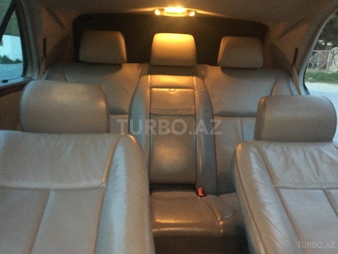 Mercedes E 270 2001, 279,000 km - 2.7 l - Bakı