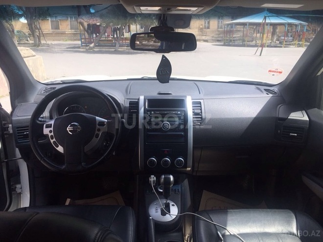 Nissan X-Trail 2012, 109,000 km - 2.5 л - Bakı