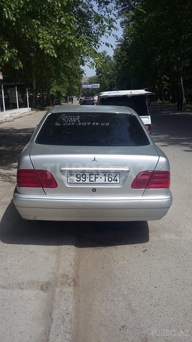 Mercedes E 200 1999, 221,000 km - 2.3 l - Mingəçevir