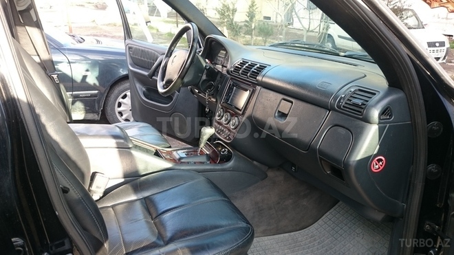 Mercedes ML 320 2002, 259,000 km - 3.2 л - Bakı