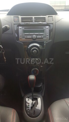 Toyota Yaris 2009, 25,750 km - 1.3 l - Bakı