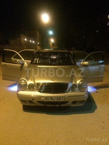 Mercedes E 240 2000, 229,400 km - 2.6 l - Bakı