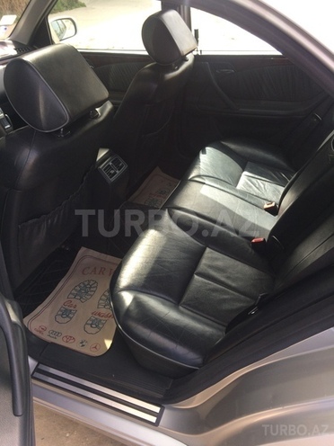Mercedes E 240 2000, 229,400 km - 2.6 l - Bakı