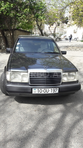 Mercedes E 300 1991, 221 km - 0.3 l - Bakı