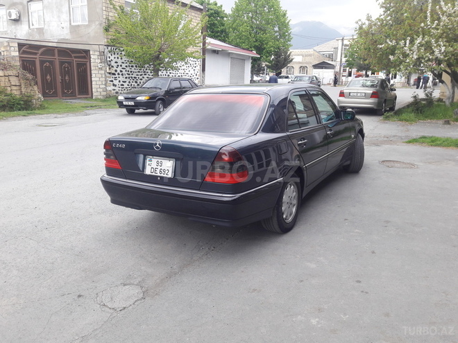Mercedes C 240 1999, 214,000 km - 2.4 l - Zaqatala