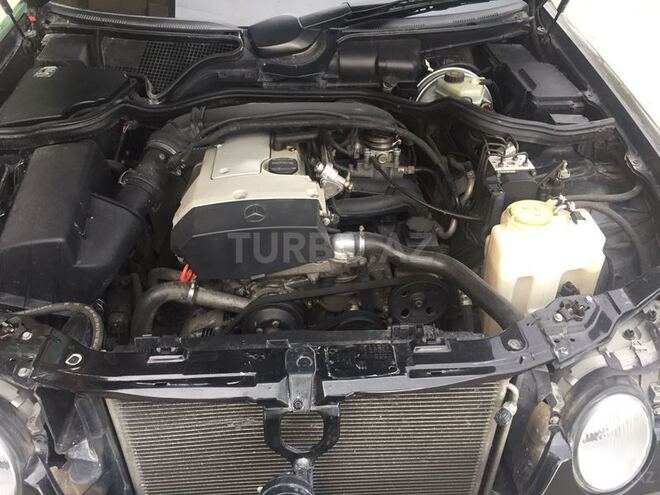 Mercedes E 200 2000, 227,198 km - 2.0 l - Ağstafa