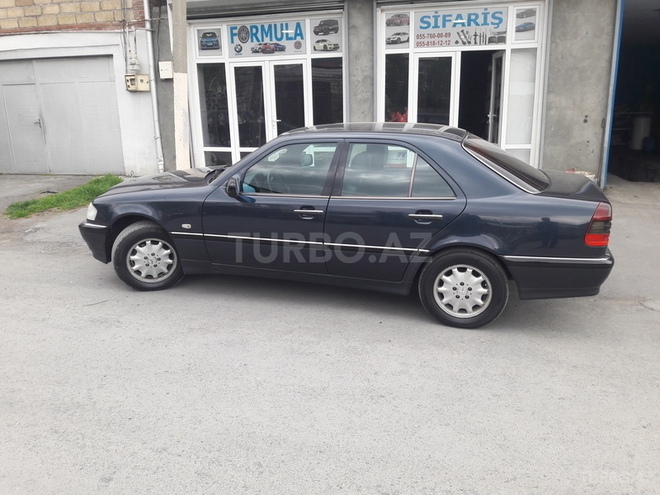 Mercedes C 240 1999, 214,000 km - 2.4 l - Zaqatala