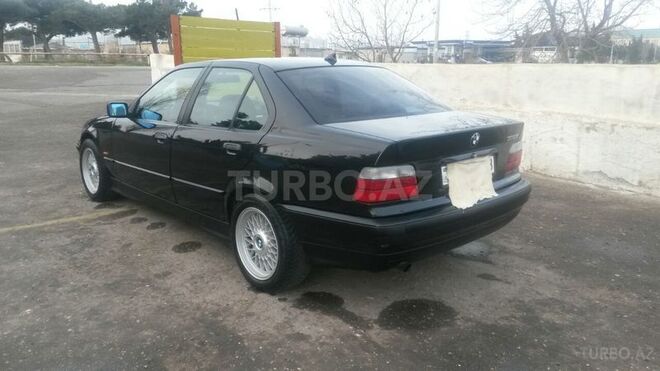 BMW 318 1991, 320,000 km - 1.8 л - Bakı