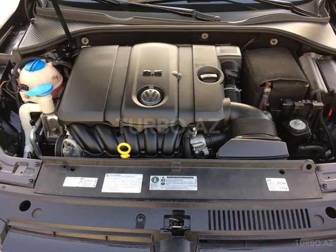 Volkswagen Passat 2013, 48,000 km - 2.5 l - Bakı