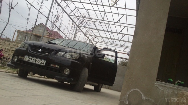 Mitsubishi Airtrek 2002, 142,000 km - 0.2 л - Bakı