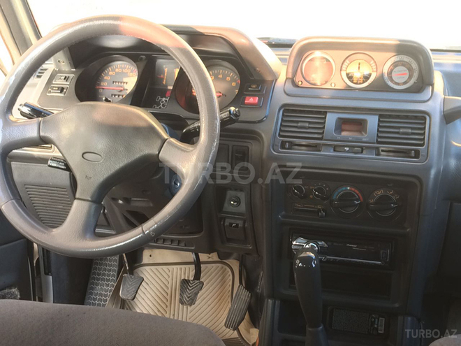 Mitsubishi Pajero 1995, 250,000 km - 3.0 л - Bakı