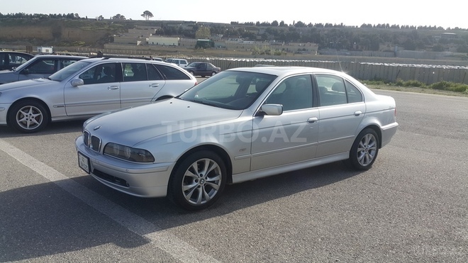 BMW 525 2001, 294,000 km - 2.5 l - Bakı