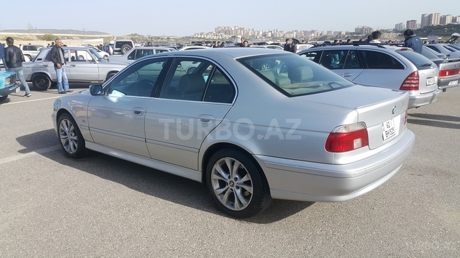 BMW 525 2001, 294,000 km - 2.5 l - Bakı