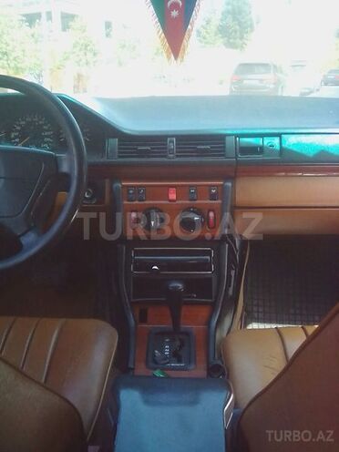 Mercedes E 200 1994, 365,000 km - 2.0 l - Bakı