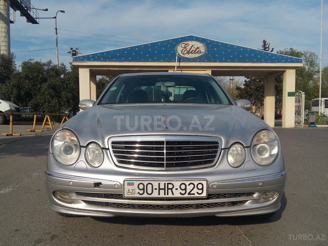 Mercedes E 270 2003, 175,000 km - 2.7 l - Bakı