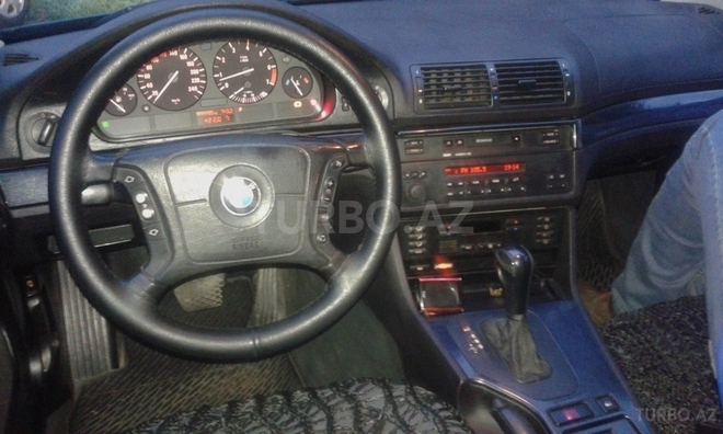 BMW 523 1997, 440,000 km - 2.5 л - Bakı