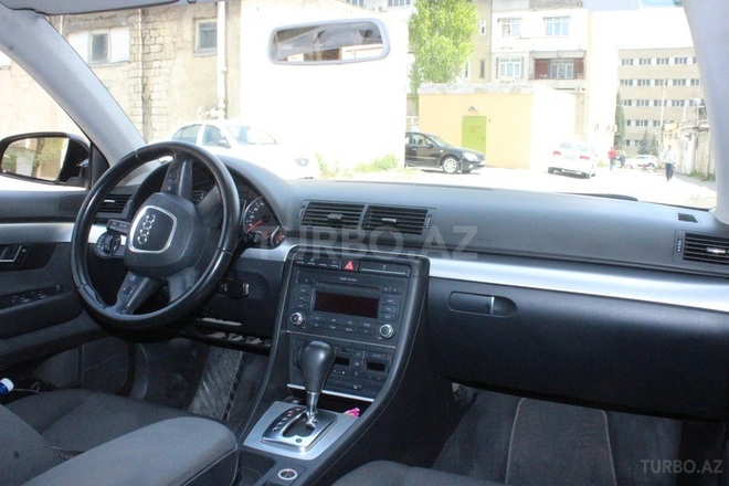 Audi A4 2007, 142,000 km - 2.0 l - Bakı