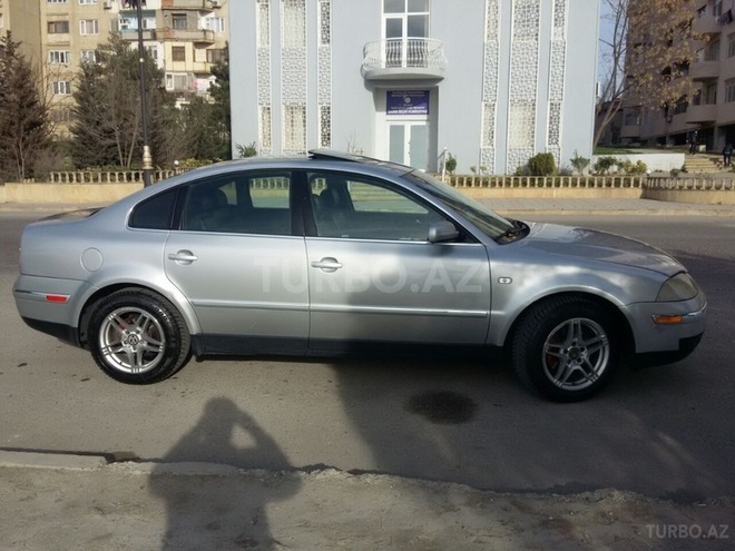 Volkswagen Passat 2002, 170,000 km - 1.8 l - Bakı