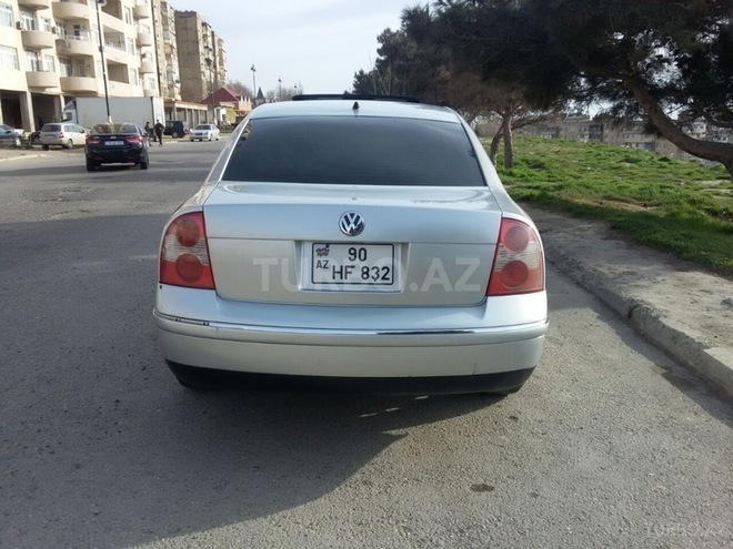 Volkswagen Passat 2002, 170,000 km - 1.8 l - Bakı